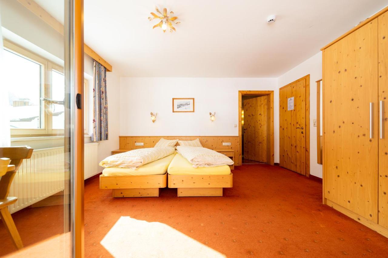 Haus Rosmarie Διαμέρισμα Σανκτ Αντόν αμ Άλμπεργκ Εξωτερικό φωτογραφία