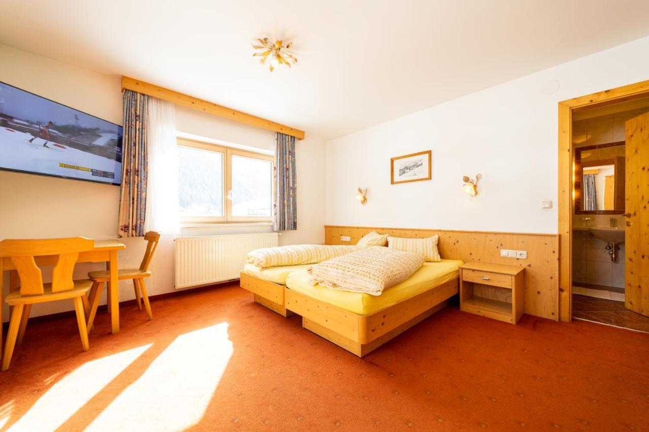 Haus Rosmarie Διαμέρισμα Σανκτ Αντόν αμ Άλμπεργκ Εξωτερικό φωτογραφία