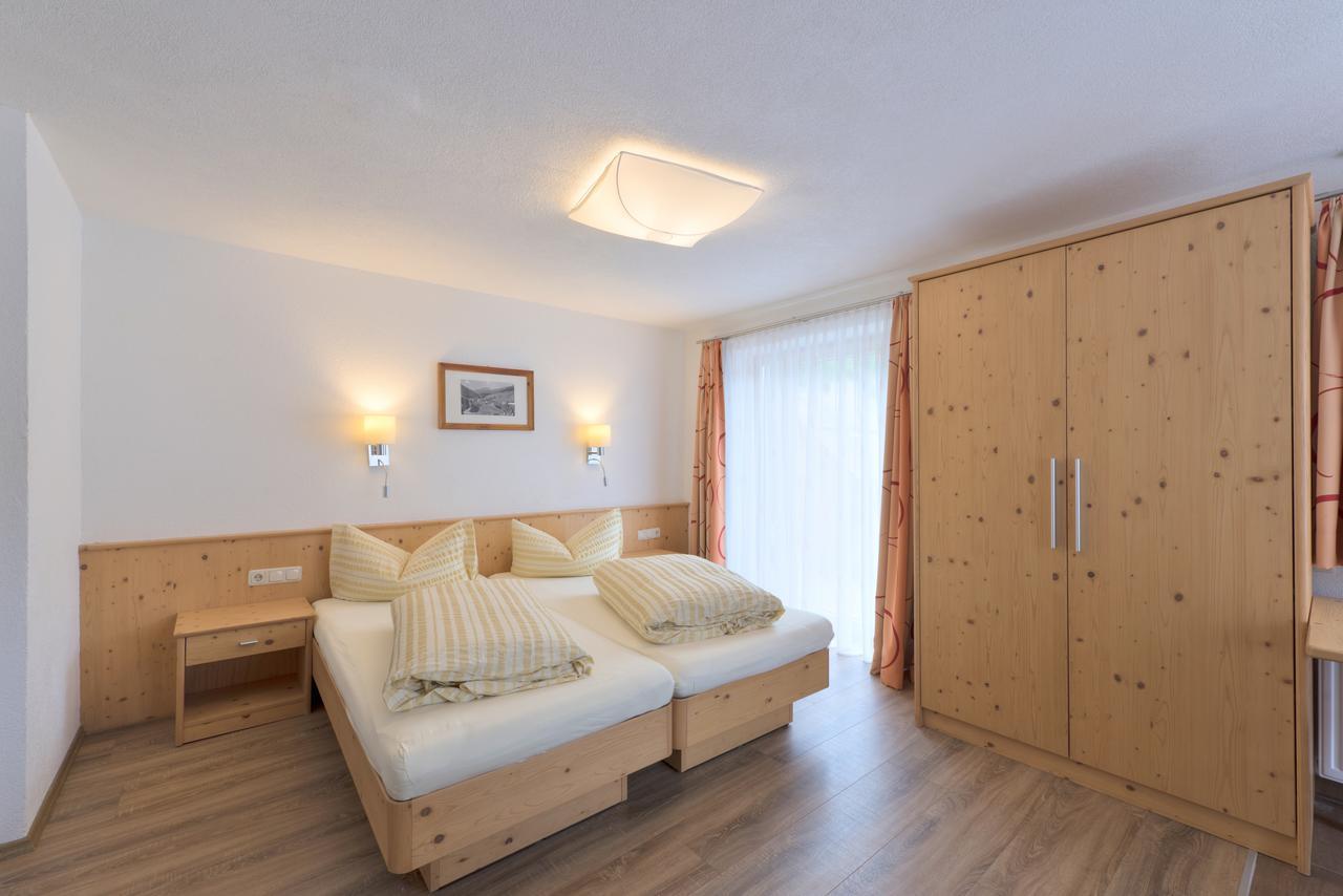 Haus Rosmarie Διαμέρισμα Σανκτ Αντόν αμ Άλμπεργκ Εξωτερικό φωτογραφία