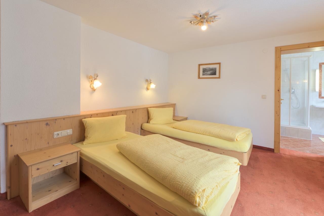 Haus Rosmarie Διαμέρισμα Σανκτ Αντόν αμ Άλμπεργκ Εξωτερικό φωτογραφία