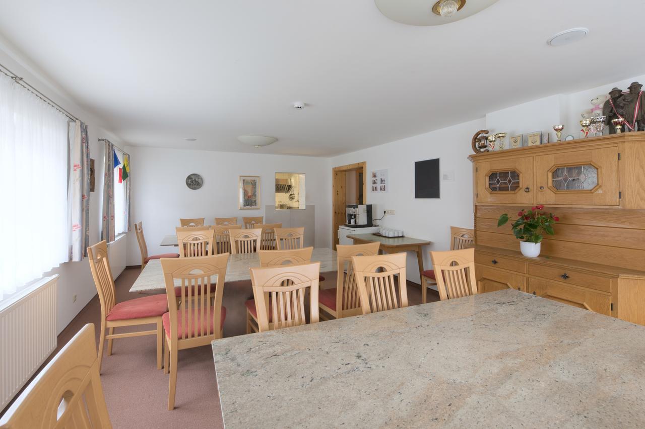 Haus Rosmarie Διαμέρισμα Σανκτ Αντόν αμ Άλμπεργκ Εξωτερικό φωτογραφία